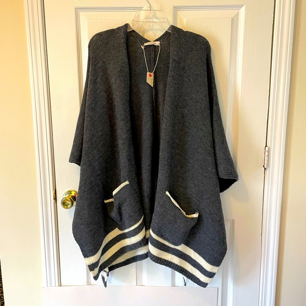 NEW Quagga poncho -A- sweater jacket shawl smoky gray cream OSFM soft comfy fun
